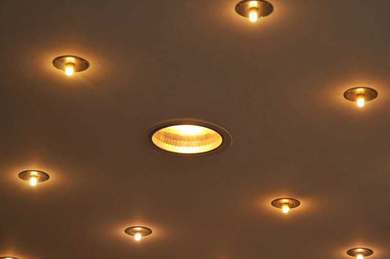 استفاده از لامپ های هالوژن کم مصرف - آرامست